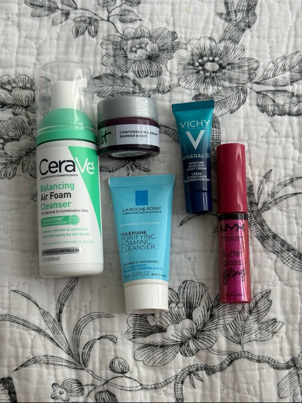 SET 5 Pcs CERAVE Cleanser, La Roche Posay, IT cosmetics, VICHY, NYX NEW!
